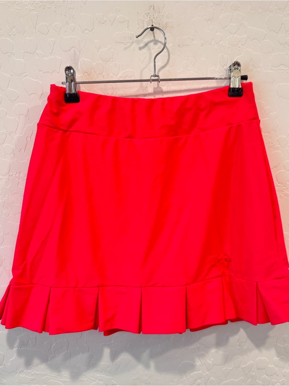 Tzu Tzu Hot Pink Golf Skort Womens Small Ruffle Hem Pickleball Sporty Athletic